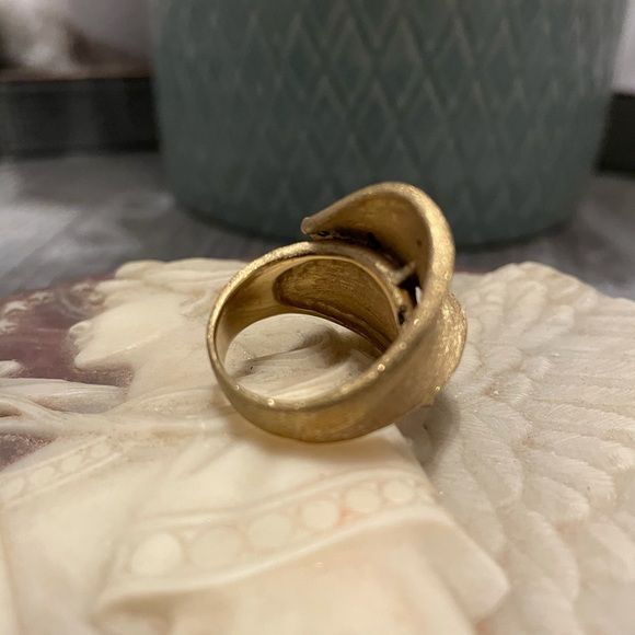 Matte Gold Ring-size 9 - Picture 9 of 13